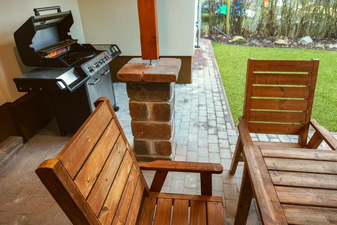 Prazdninovy Dum Valdik Villa Loket Bagian luar foto